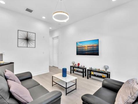 8928 Bastille Circle Parkland FL 33076