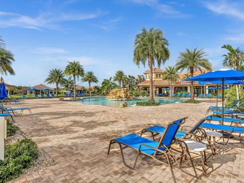8928 Bastille Circle Parkland FL 33076