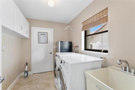 7207 NW 44 Street Coral Springs FL 33065