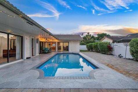 7207 NW 44 Street Coral Springs FL 33065