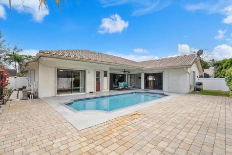 7207 NW 44 Street Coral Springs FL 33065