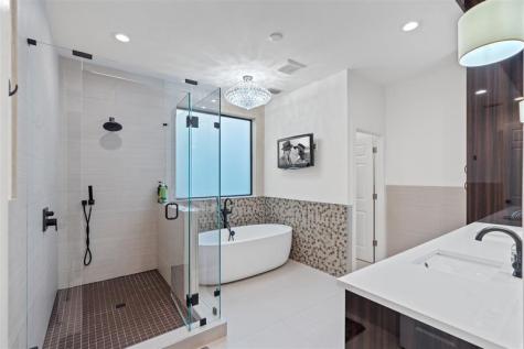 2325 NE 28th Street Lighthouse Point FL 33064