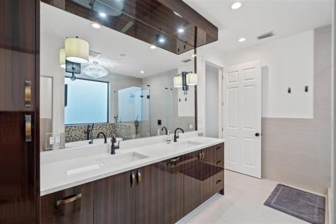 2325 NE 28th Street Lighthouse Point FL 33064