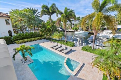 2325 NE 28th Street Lighthouse Point FL 33064