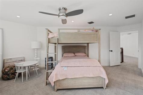 2325 NE 28th Street Lighthouse Point FL 33064