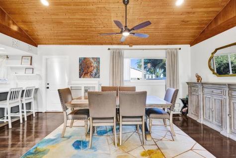 201 SE 24 Avenue Boynton Beach FL 33435