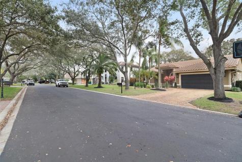6430 NW 98th Lane Parkland FL 33076