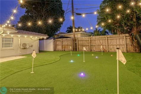 3351 NE 17th Way Oakland Park FL 33334