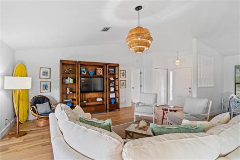 345 W Forest Trail Vero Beach FL 32962