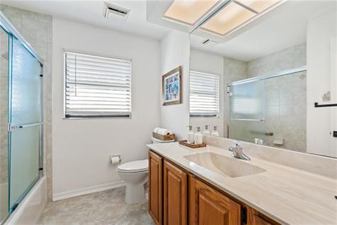 345 W Forest Trail Vero Beach FL 32962
