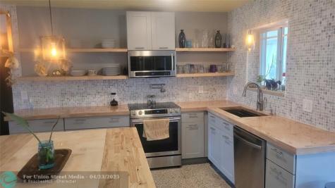 818 NW 28th Court Wilton Manors FL 33311