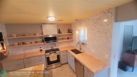 818 NW 28th Court Wilton Manors FL 33311