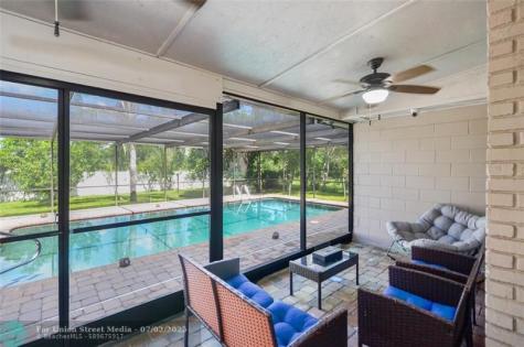 209 7th Lake Hamilton FL 33844