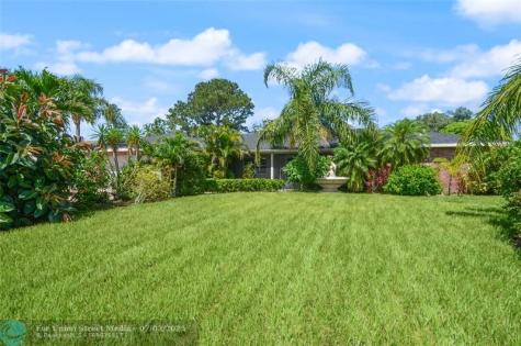 209 7th Lake Hamilton FL 33844