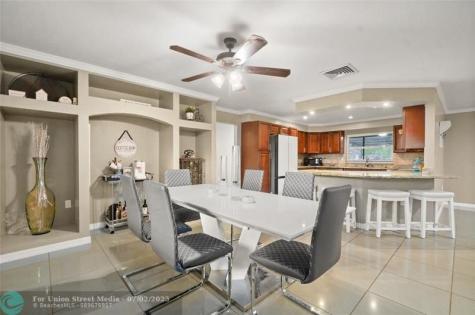 209 7th Lake Hamilton FL 33844