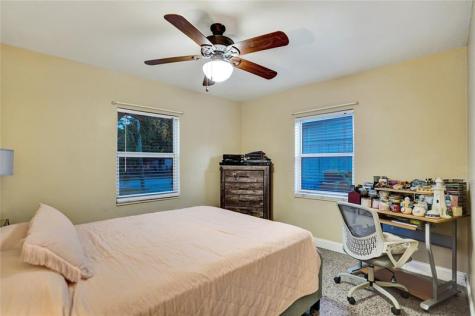 5225 NE 2nd Terrace Oakland Park FL 33334