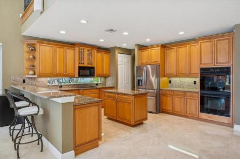 10372 N Lake Vista Circle Davie FL 33328