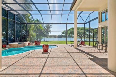 10372 N Lake Vista Circle Davie FL 33328