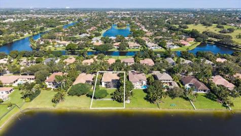 10372 N Lake Vista Circle Davie FL 33328