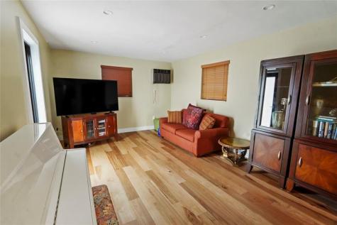 3155 NW 81st Terrace Miami FL 33147