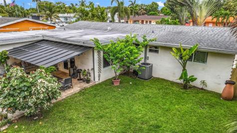 3326 SW 19 Street Fort Lauderdale FL 33312