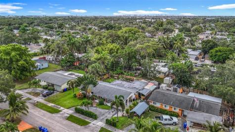 3326 SW 19 Street Fort Lauderdale FL 33312