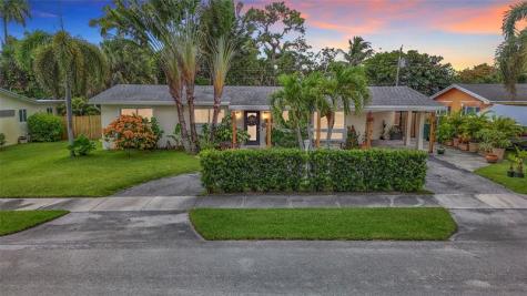 3326 SW 19 Street Fort Lauderdale FL 33312