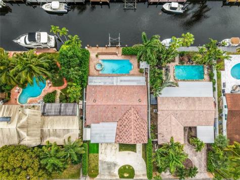 1700 SW 5th Court Fort Lauderdale FL 33312