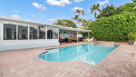 1700 SW 5th Court Fort Lauderdale FL 33312