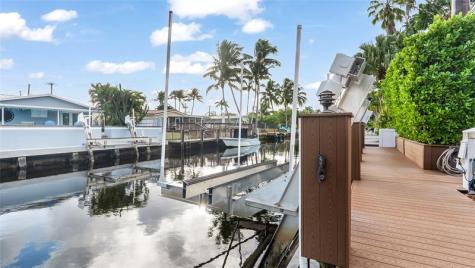 1700 SW 5th Court Fort Lauderdale FL 33312