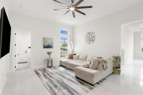 4776 Estates Circle Loxahatchee FL 33470