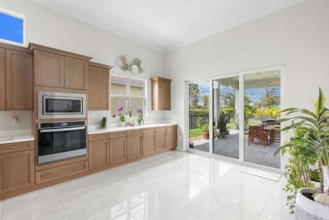 4776 Estates Circle Loxahatchee FL 33470