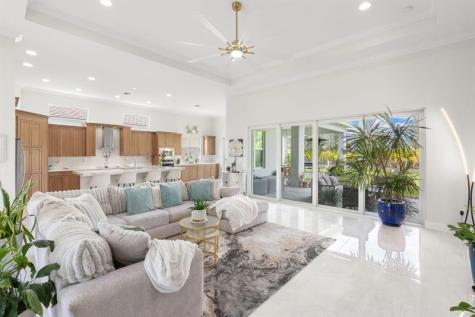 4776 Estates Circle Loxahatchee FL 33470