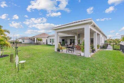 4776 Estates Circle Loxahatchee FL 33470