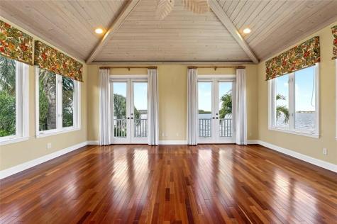 505 Tulip Lane Vero Beach FL 32963