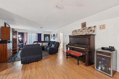 667 W Melrose Circle Fort Lauderdale FL 33312