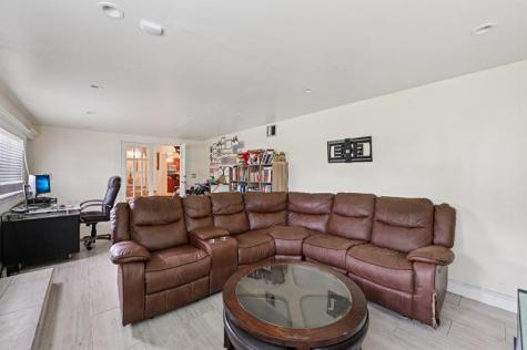 667 W Melrose Circle Fort Lauderdale FL 33312