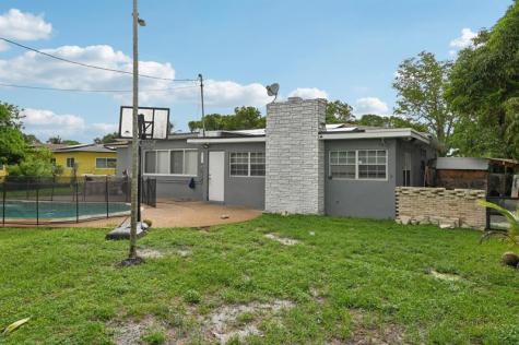 667 W Melrose Circle Fort Lauderdale FL 33312
