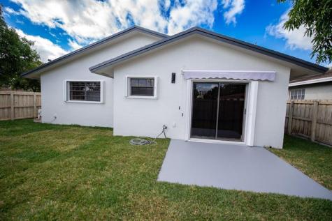 110 NW 6th Avenue Dania Beach FL 33004