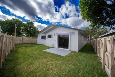 110 NW 6th Avenue Dania Beach FL 33004
