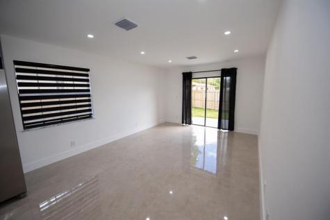 110 NW 6th Avenue Dania Beach FL 33004