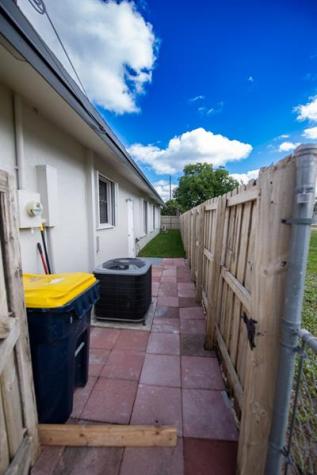 110 NW 6th Avenue Dania Beach FL 33004