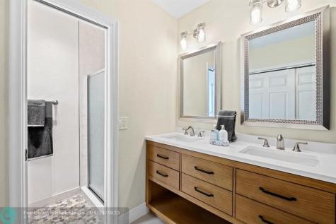 2645 SE 3rd Street Pompano Beach FL 33062
