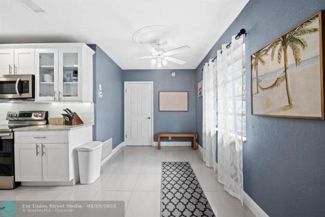 2645 SE 3rd Street Pompano Beach FL 33062