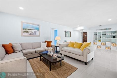 2645 SE 3rd Street Pompano Beach FL 33062