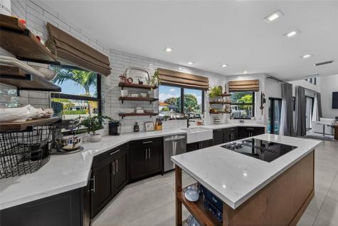 4000 NE 23rd Avenue Lighthouse Point FL 33064