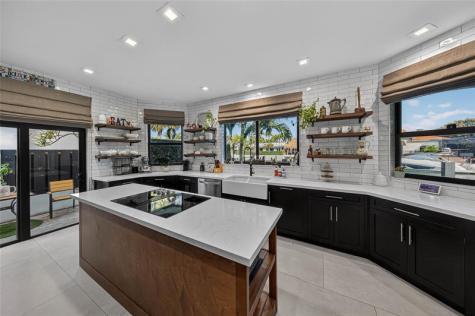 4000 NE 23rd Avenue Lighthouse Point FL 33064