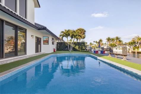 4000 NE 23rd Avenue Lighthouse Point FL 33064