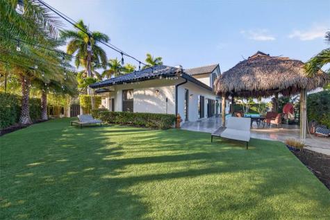 4000 NE 23rd Avenue Lighthouse Point FL 33064