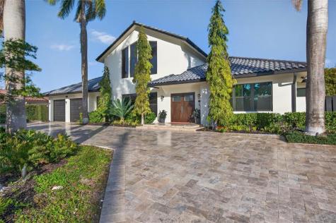 4000 NE 23rd Avenue Lighthouse Point FL 33064